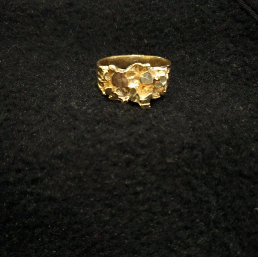 14k Solid Gold Ring - image 1